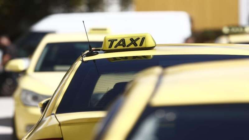 374bb1_taxi-800×450