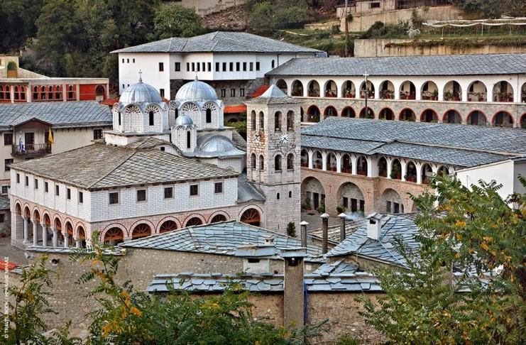 panagia-eikosifoinissa-to-palaiotero-monastiri-se-ellada-eyropi