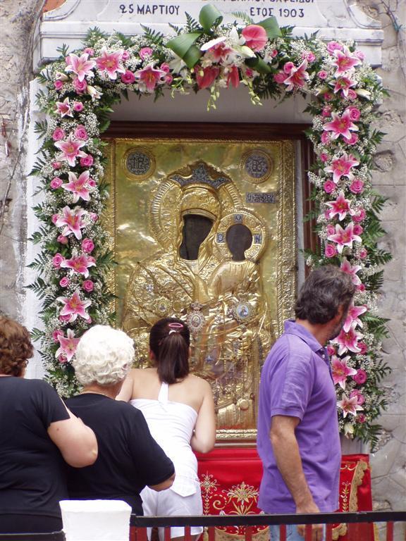 panagia-eikosifoinissa-to-palaiotero-monastiri-se-ellada-eyropi